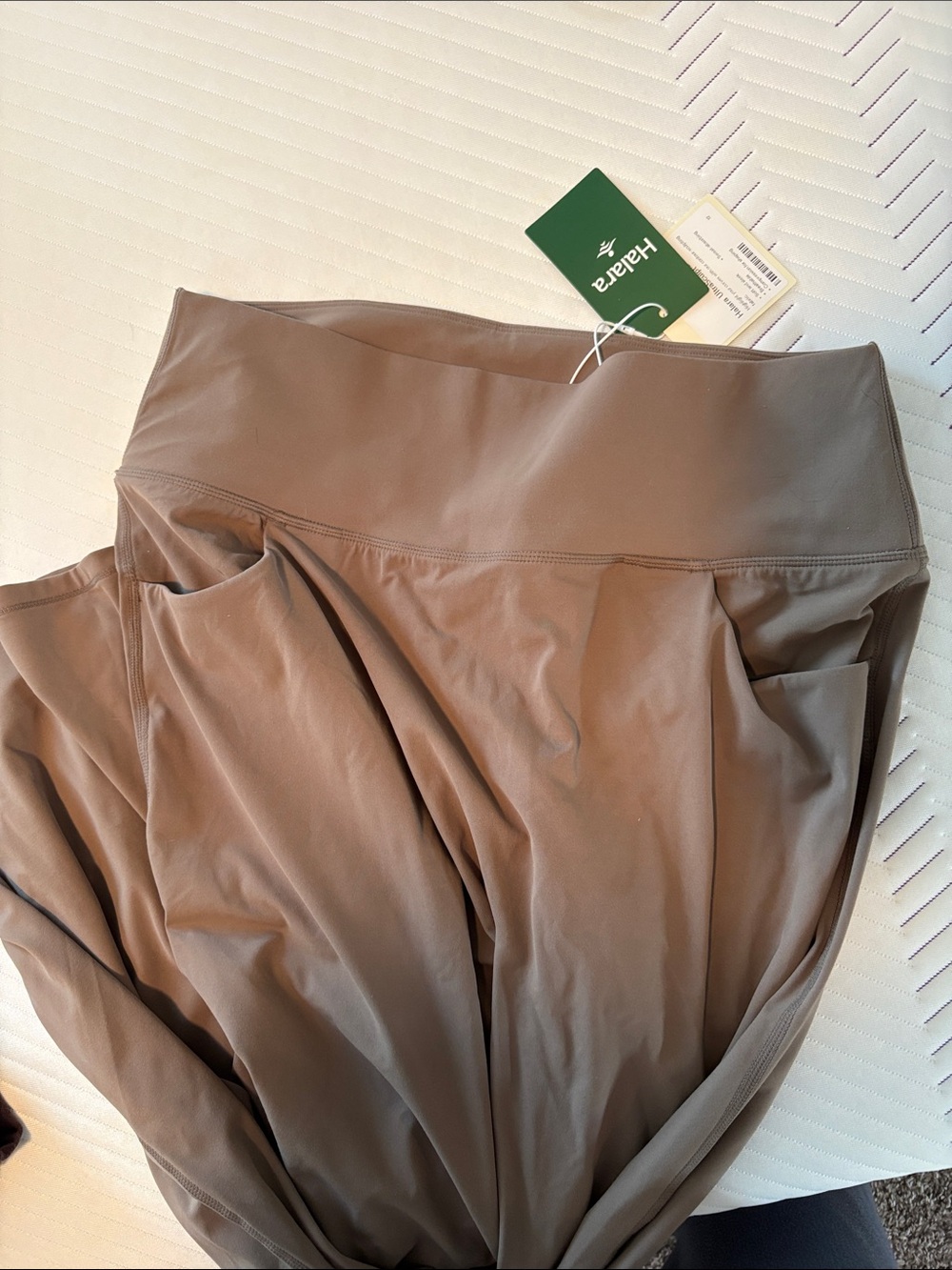 High-Waist Waist Snatching Halara Bootcut Leggings - Picture 3 of 3